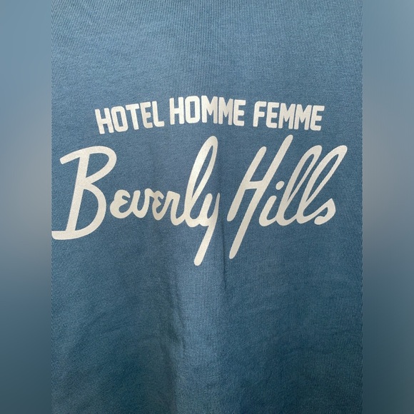 141. Hotel Homme Femme Tee - Picture 3 of 8